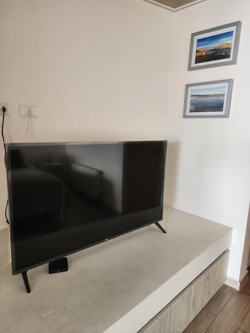 Hom I Estudio Nuevo Con Preciosa Vista Y Estacionamiento Apartamento Valparaíso