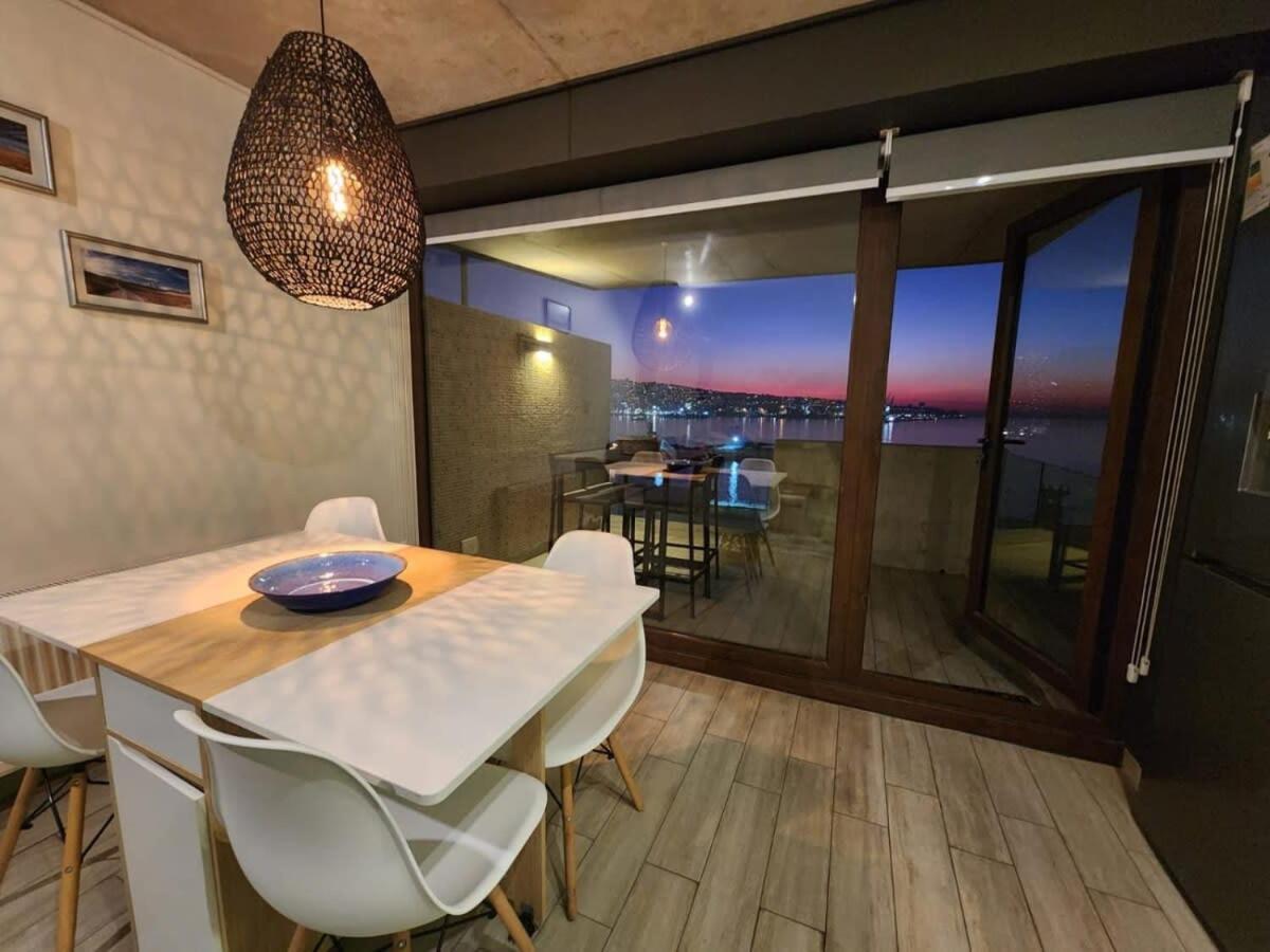 Hom I Estudio Nuevo Con Preciosa Vista Y Estacionamiento Valparaíso
