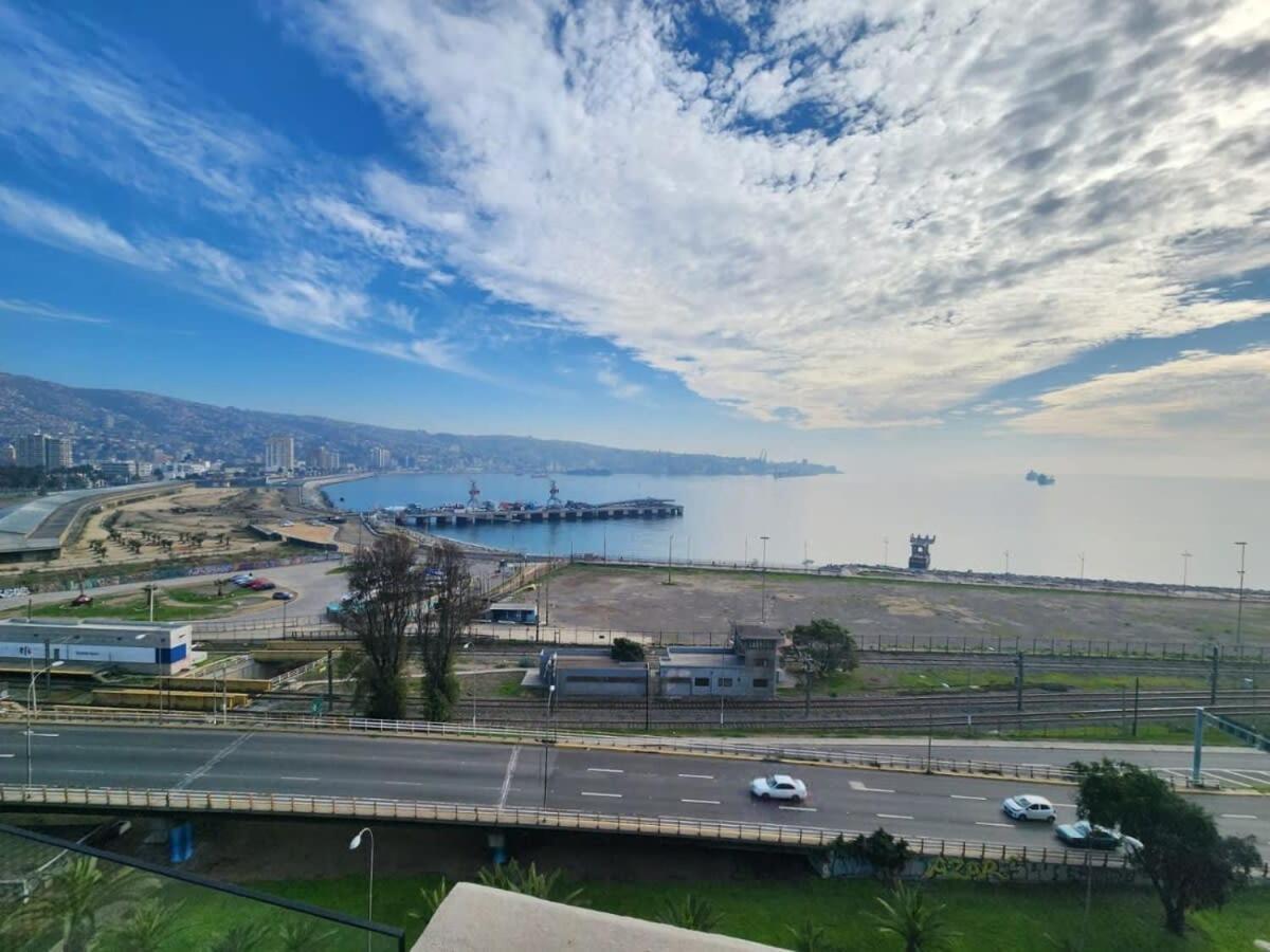 Hom I Estudio Nuevo Con Preciosa Vista Y Estacionamiento Apartamento *