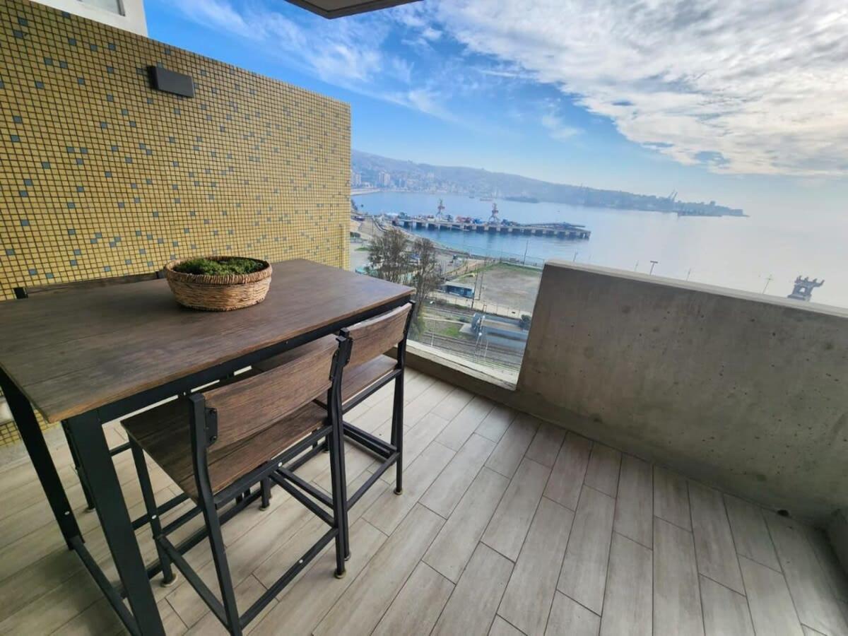 Hom I Estudio Nuevo Con Preciosa Vista Y Estacionamiento * Valparaíso